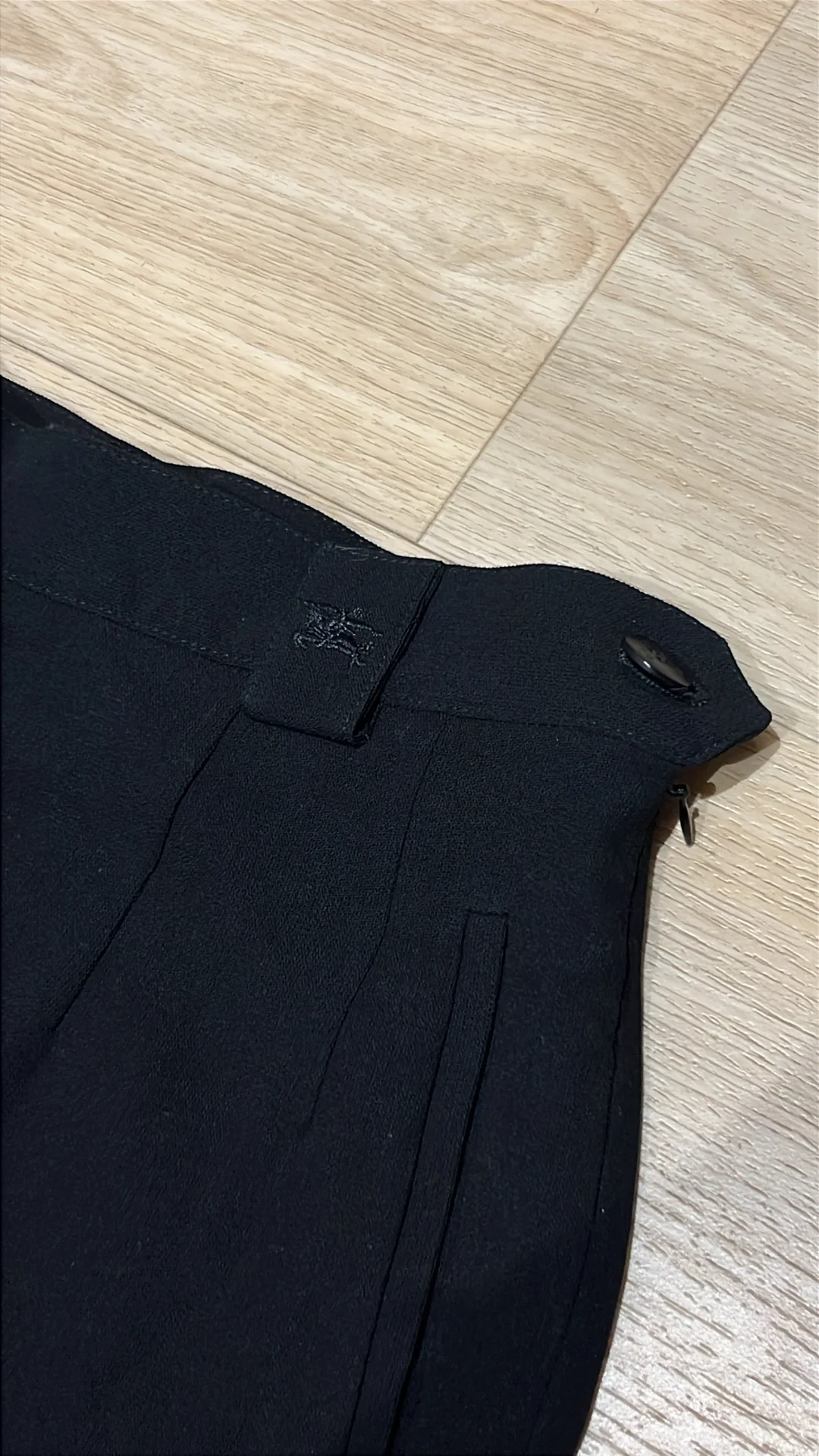 Burberry kelnės 2