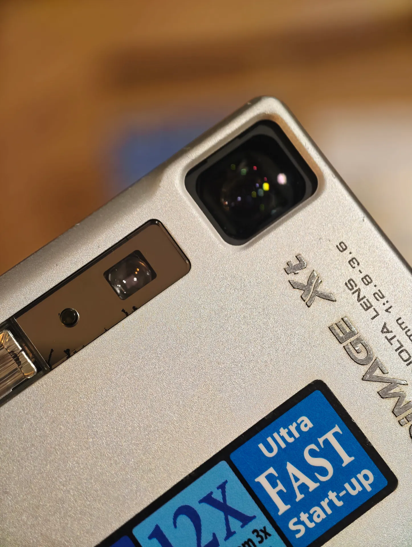 Minolta Dimage XT digicam camera fotoaparatas 3