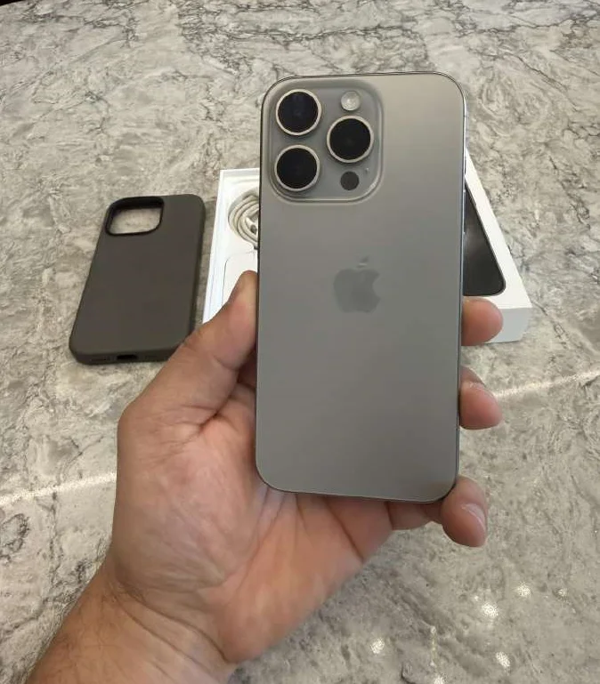 iPhone 15 pro, 256gb 3