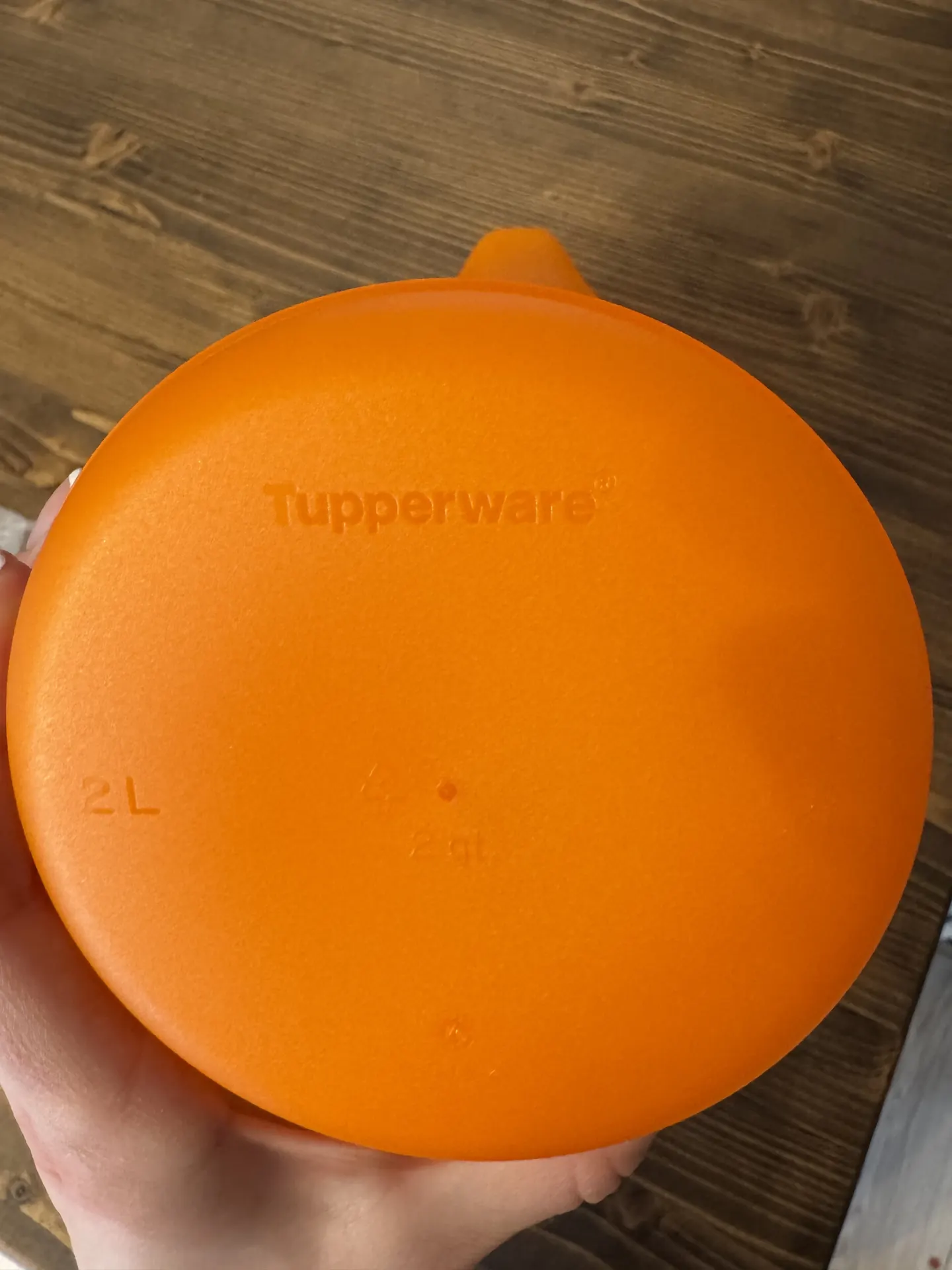 Tupperware 2L ąsotis 3