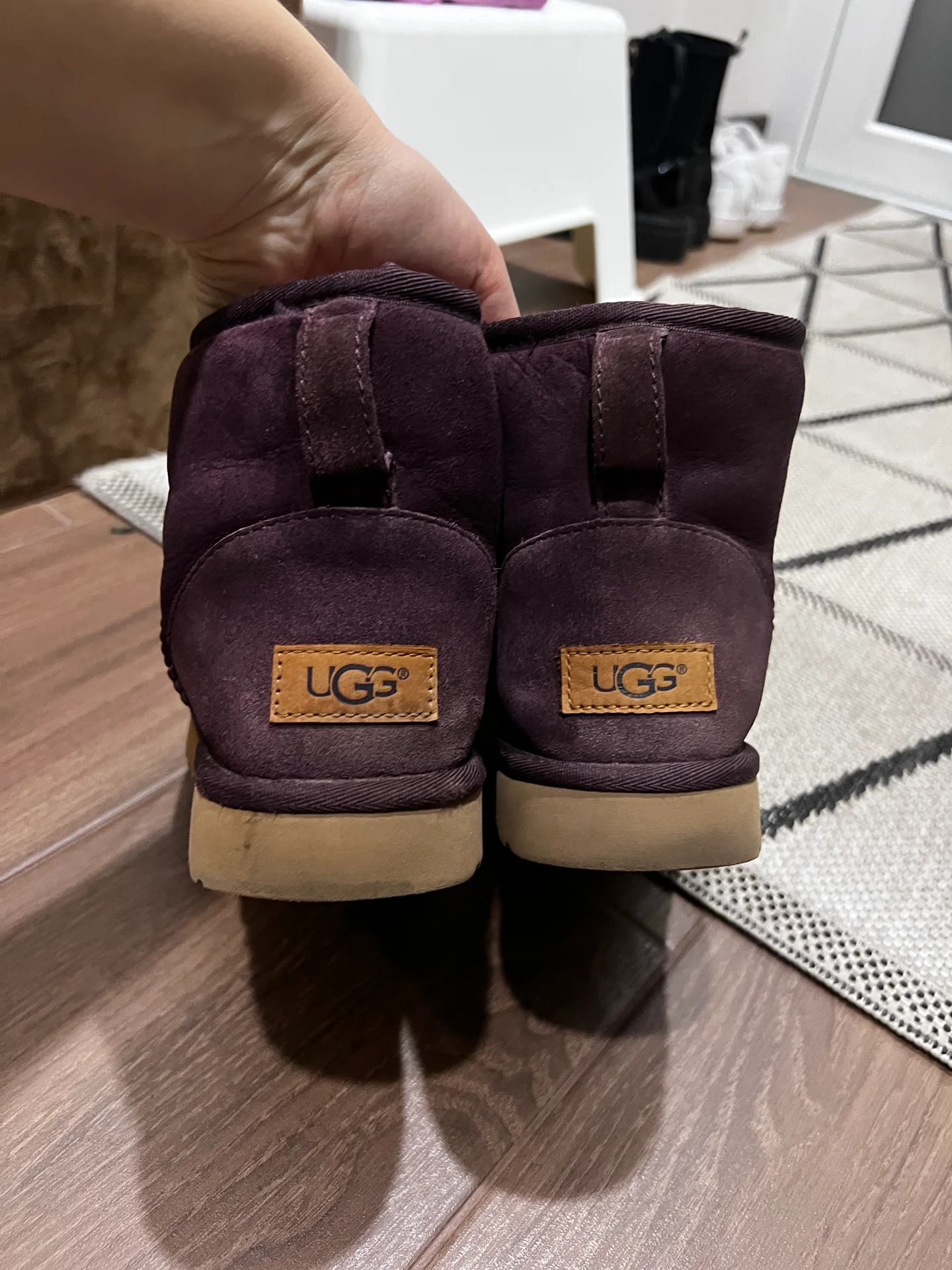 Ugg 2