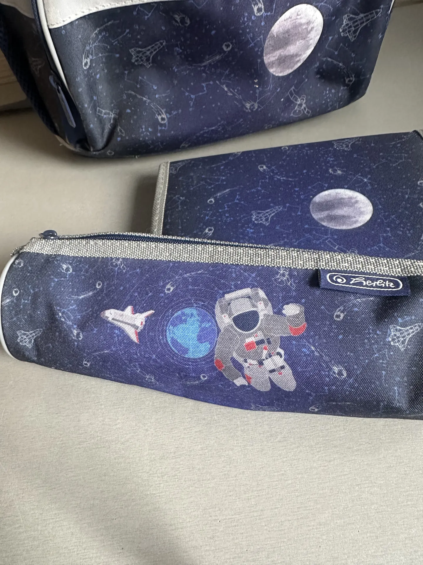 HERLITZ LOOP PLUS „SPACE“ MOKYKLINIS KOMPLEKTAS 2