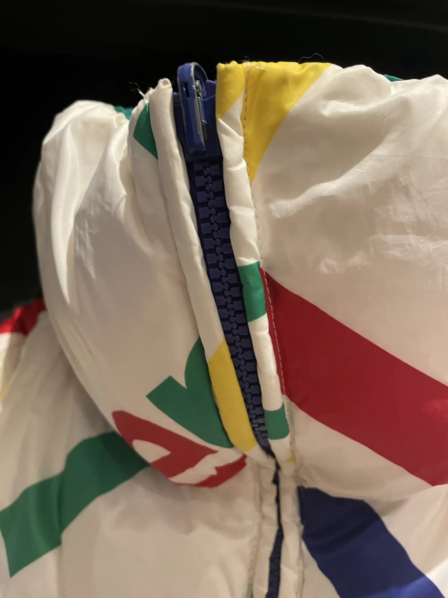 Dvipusė Benetton striukė 3