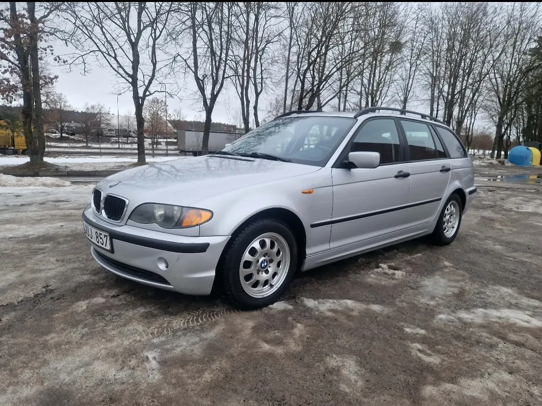 BMW 318 2