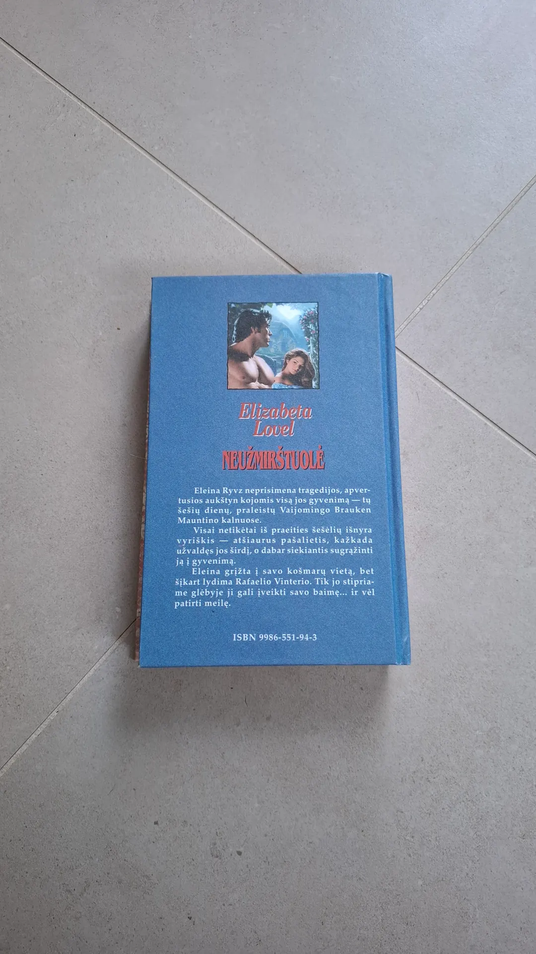 Romanas Neužmirštuolė 2