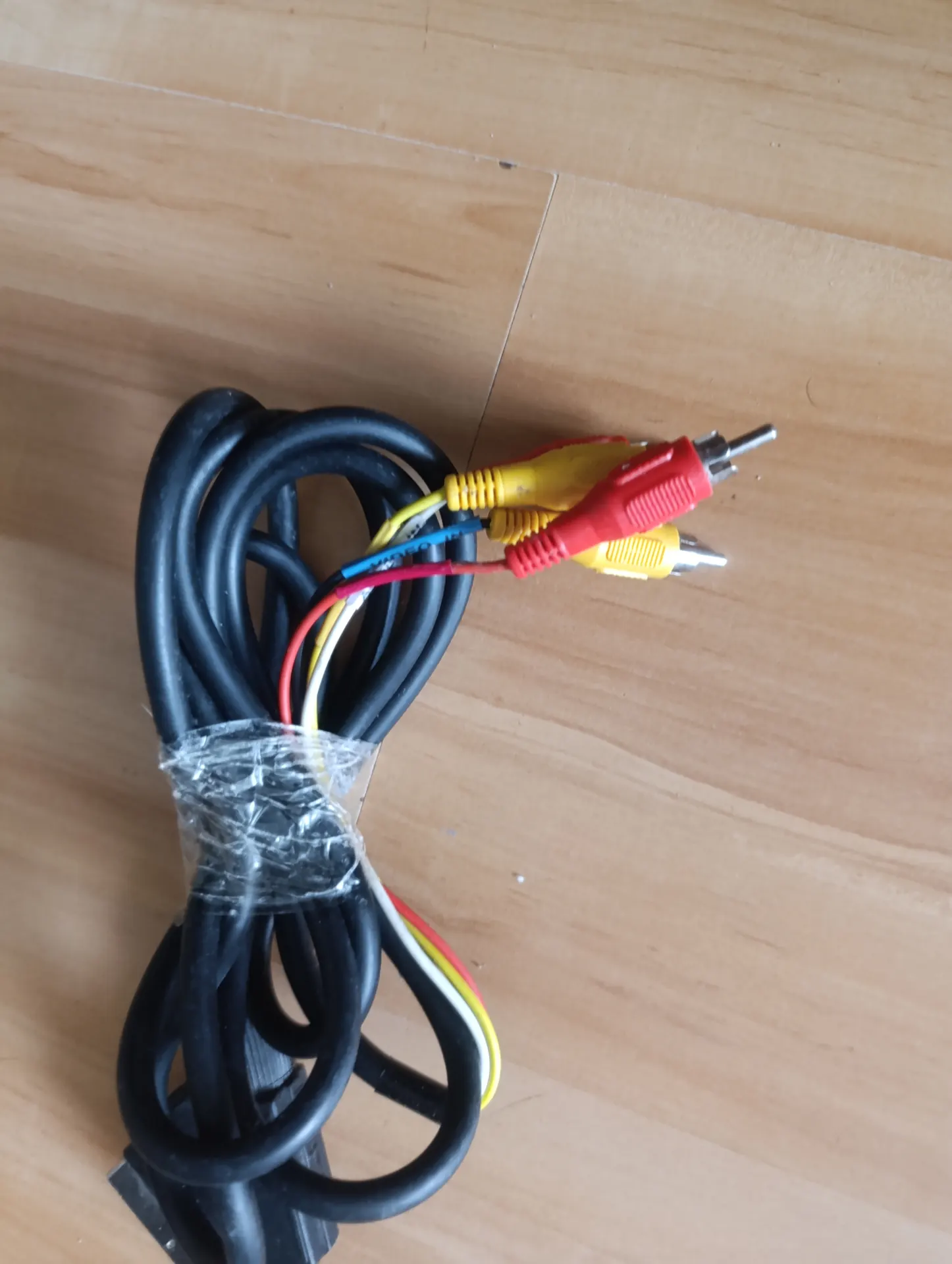 Scart laidas su tulpem 2