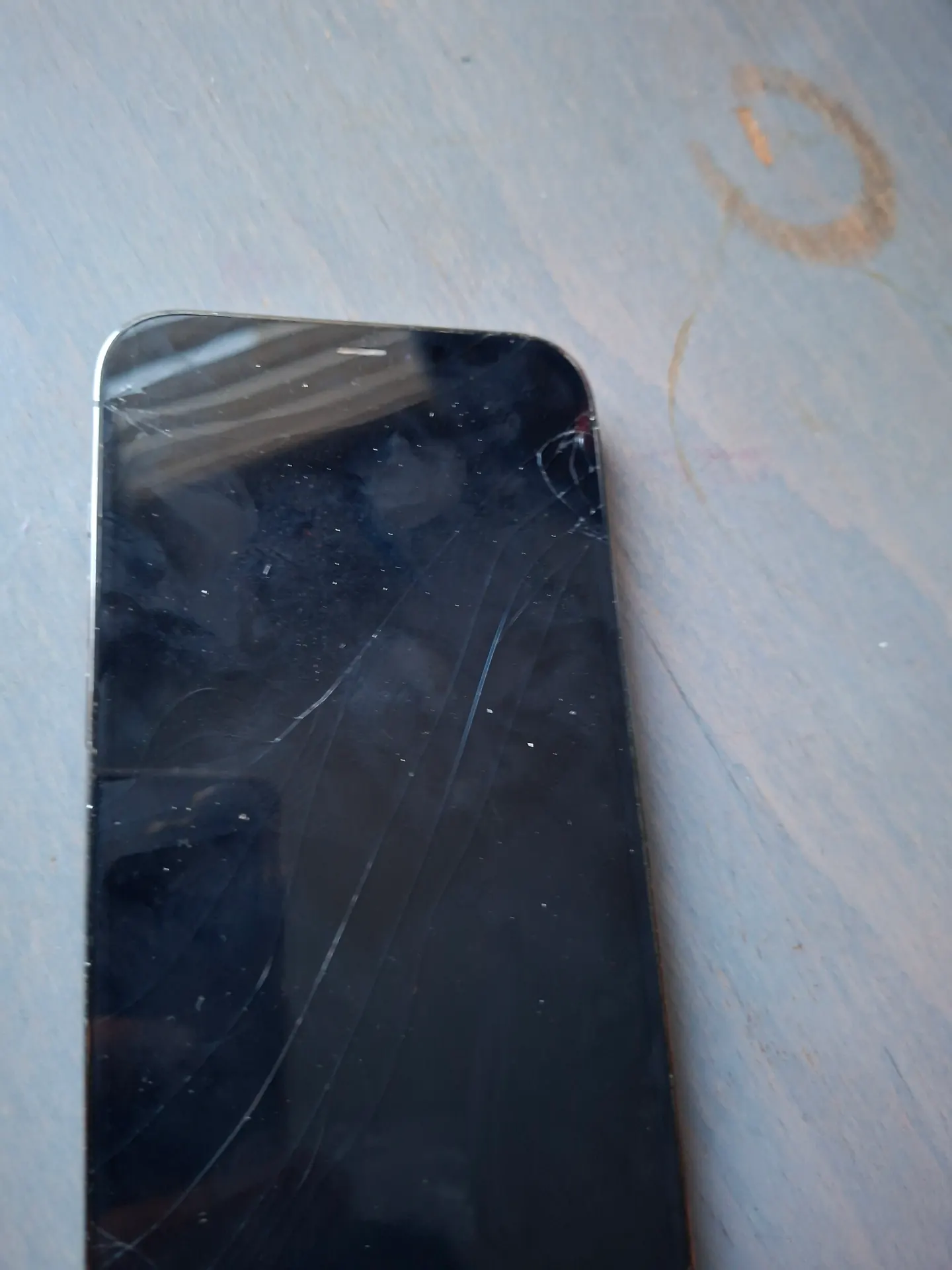 Iphone 12promax 3