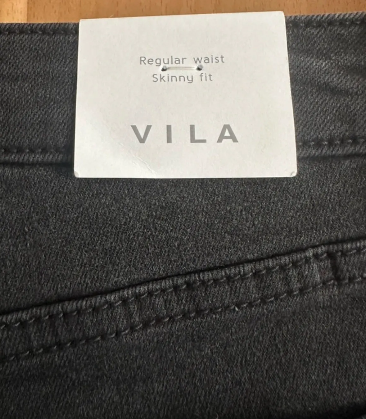 Nauji VILA juodi džinsai XS/32 3