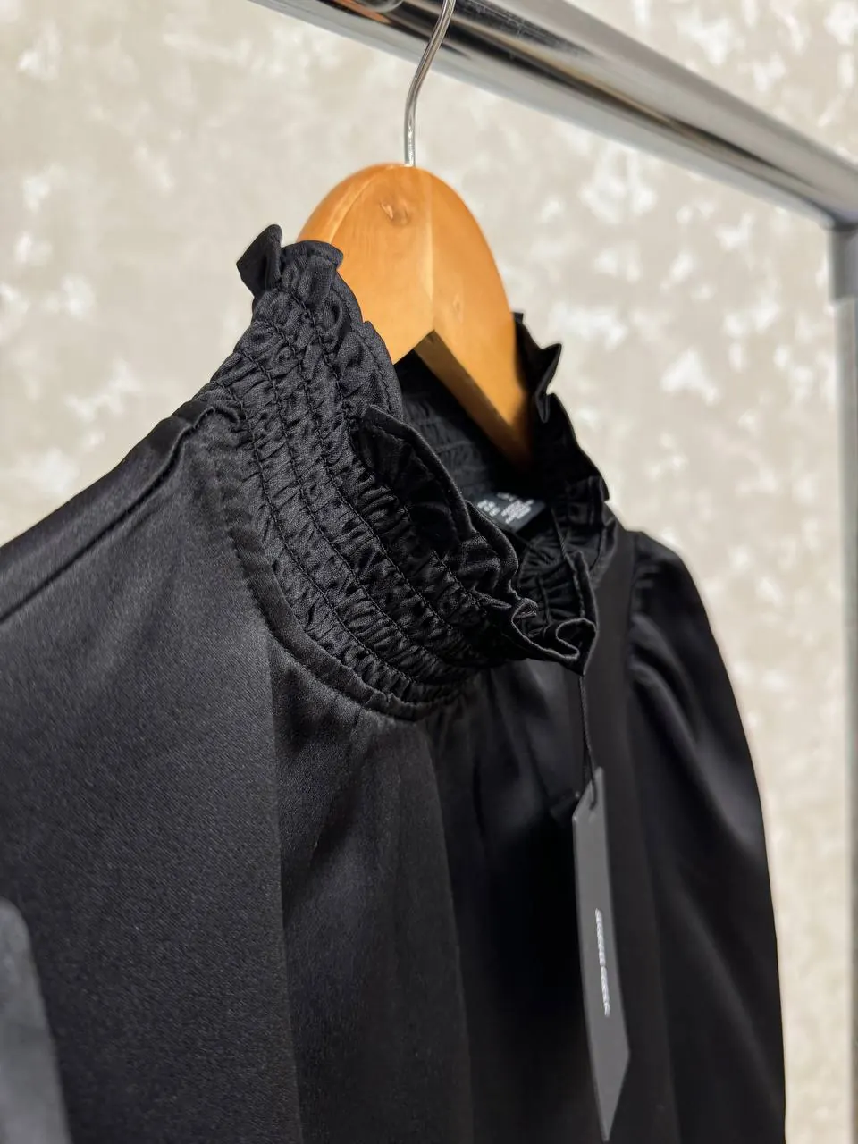 Nauja Vero Moda juoda elegantiška suknelė su diržu dydis XS 5
