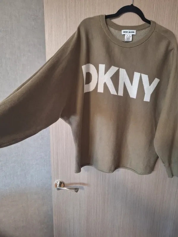 DKNY megztukas 2