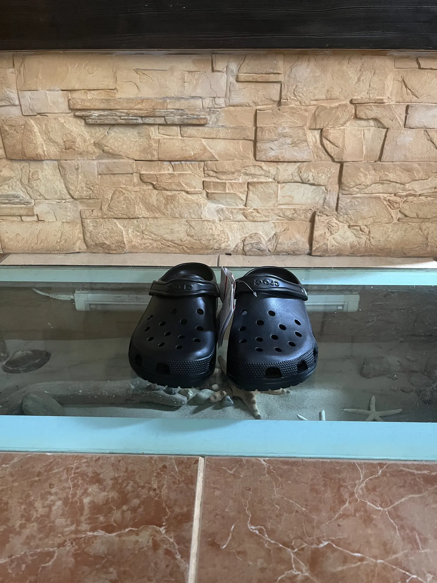 Crocs 2