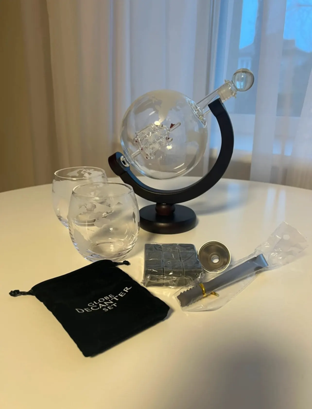 Globe Decanter Set 4