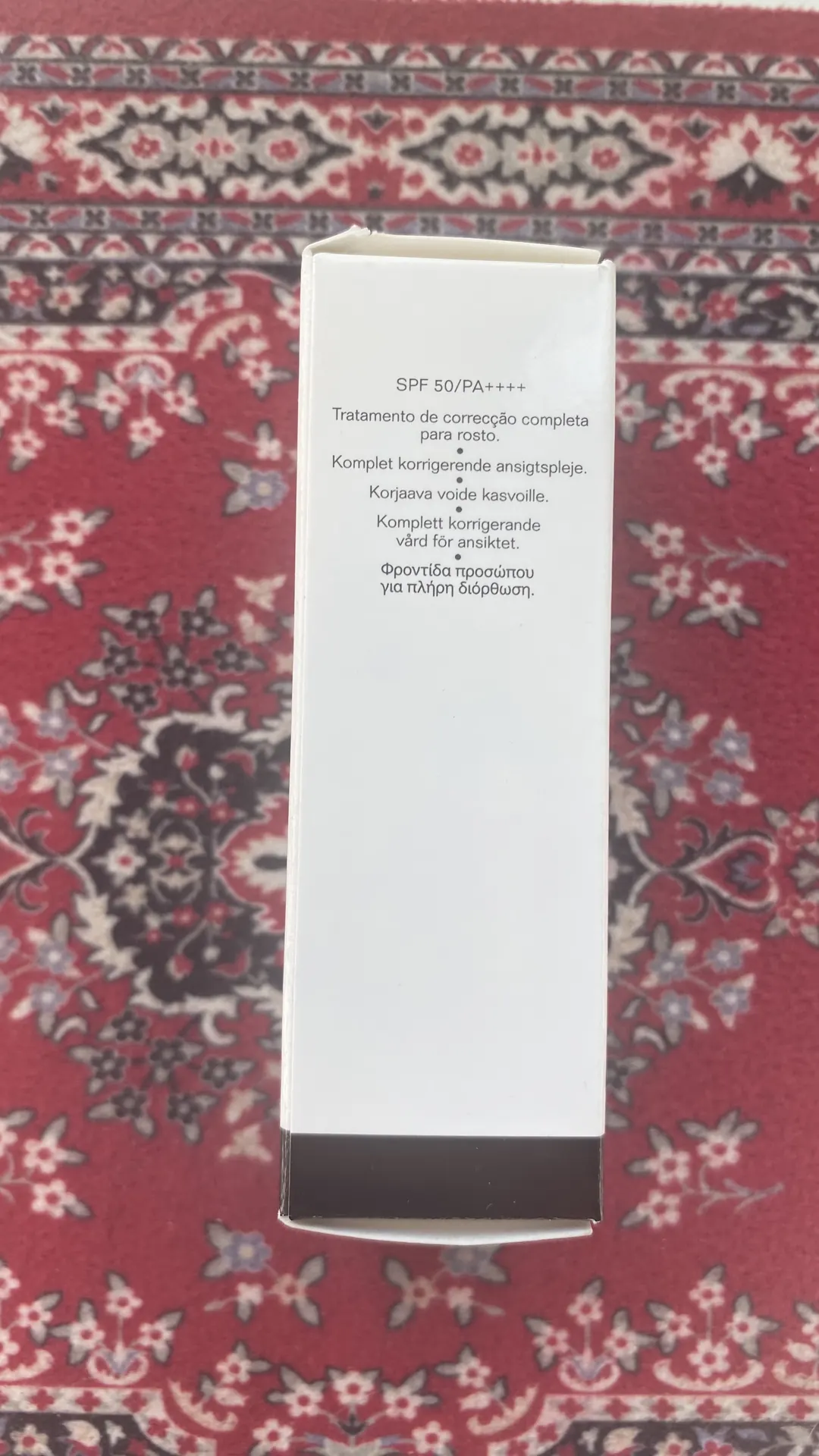 Chanel CC kremas SPF 4