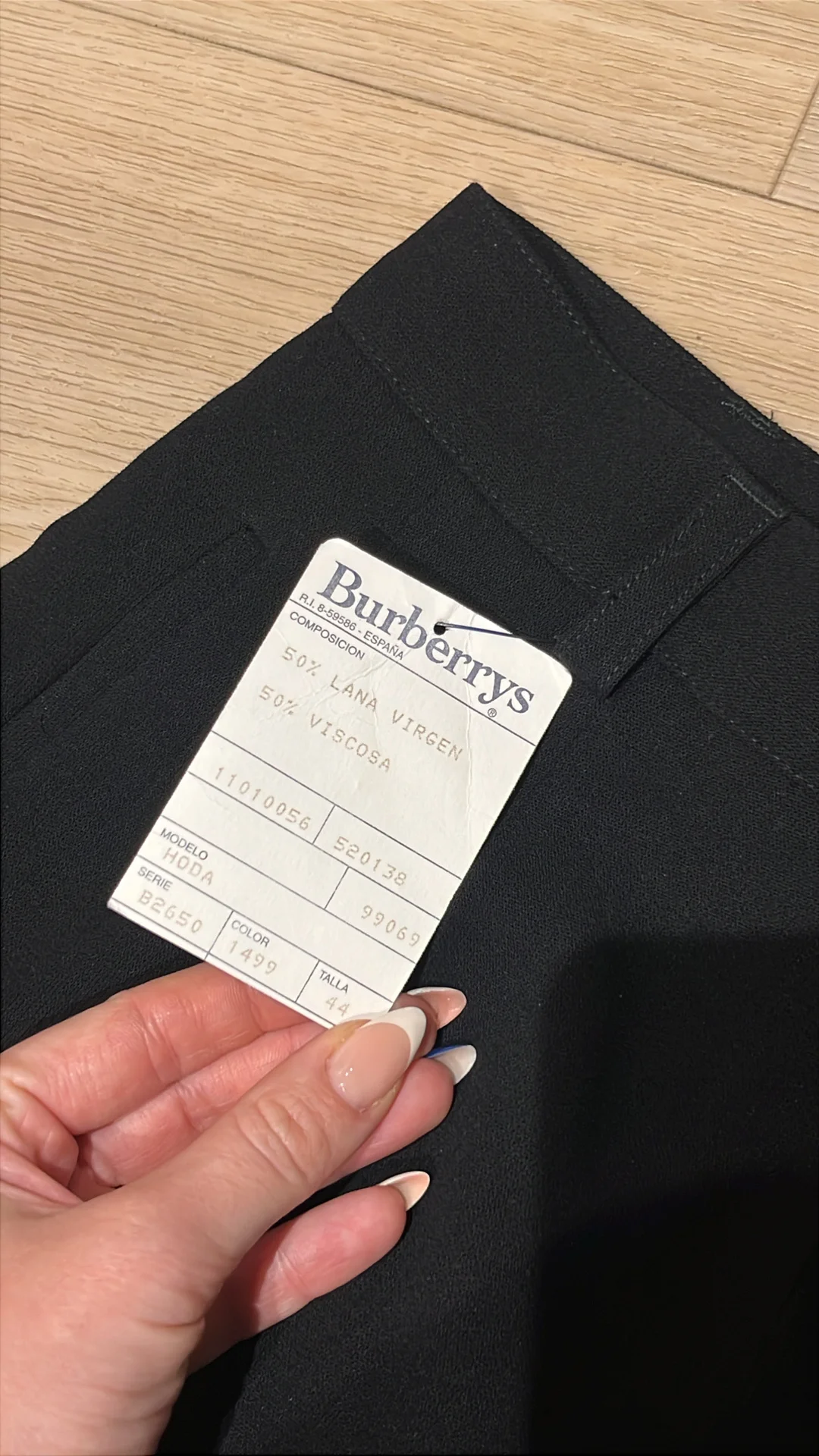 Burberry kelnės 3