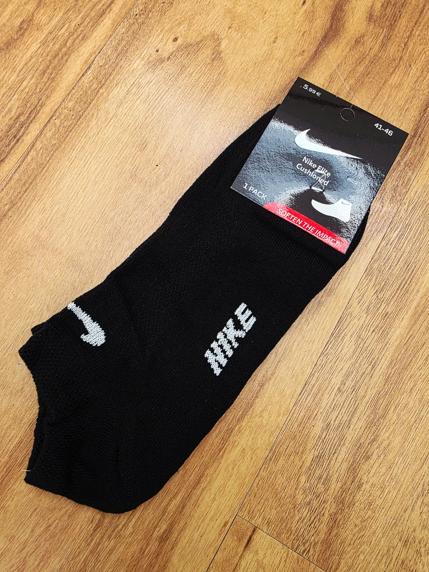 Nike kojinės 3poros .trumpos juodos 42-46 2
