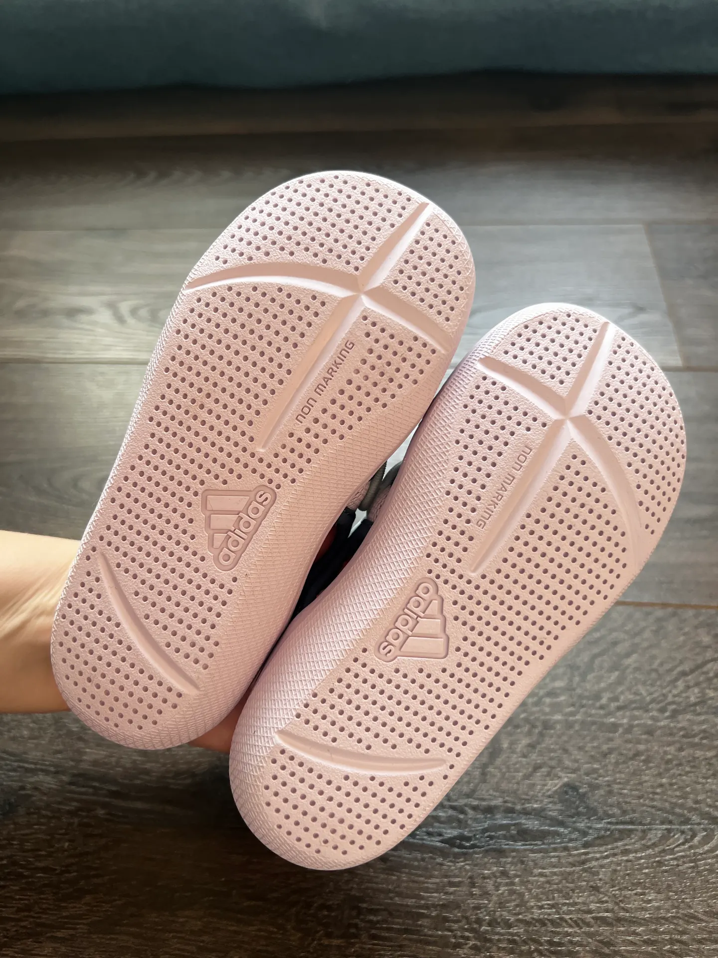 Adidas basutės mergaitei 3
