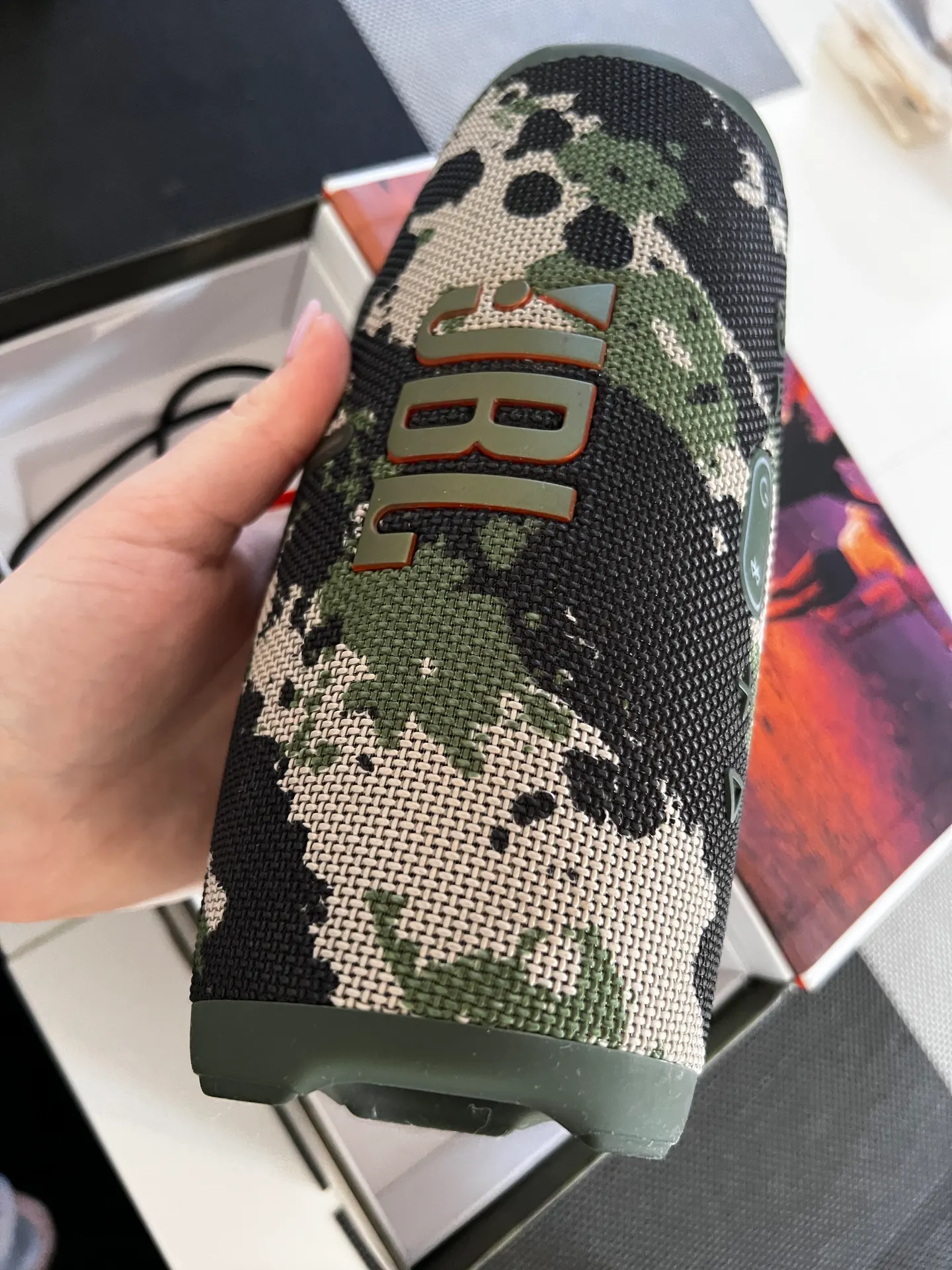 JBL 2