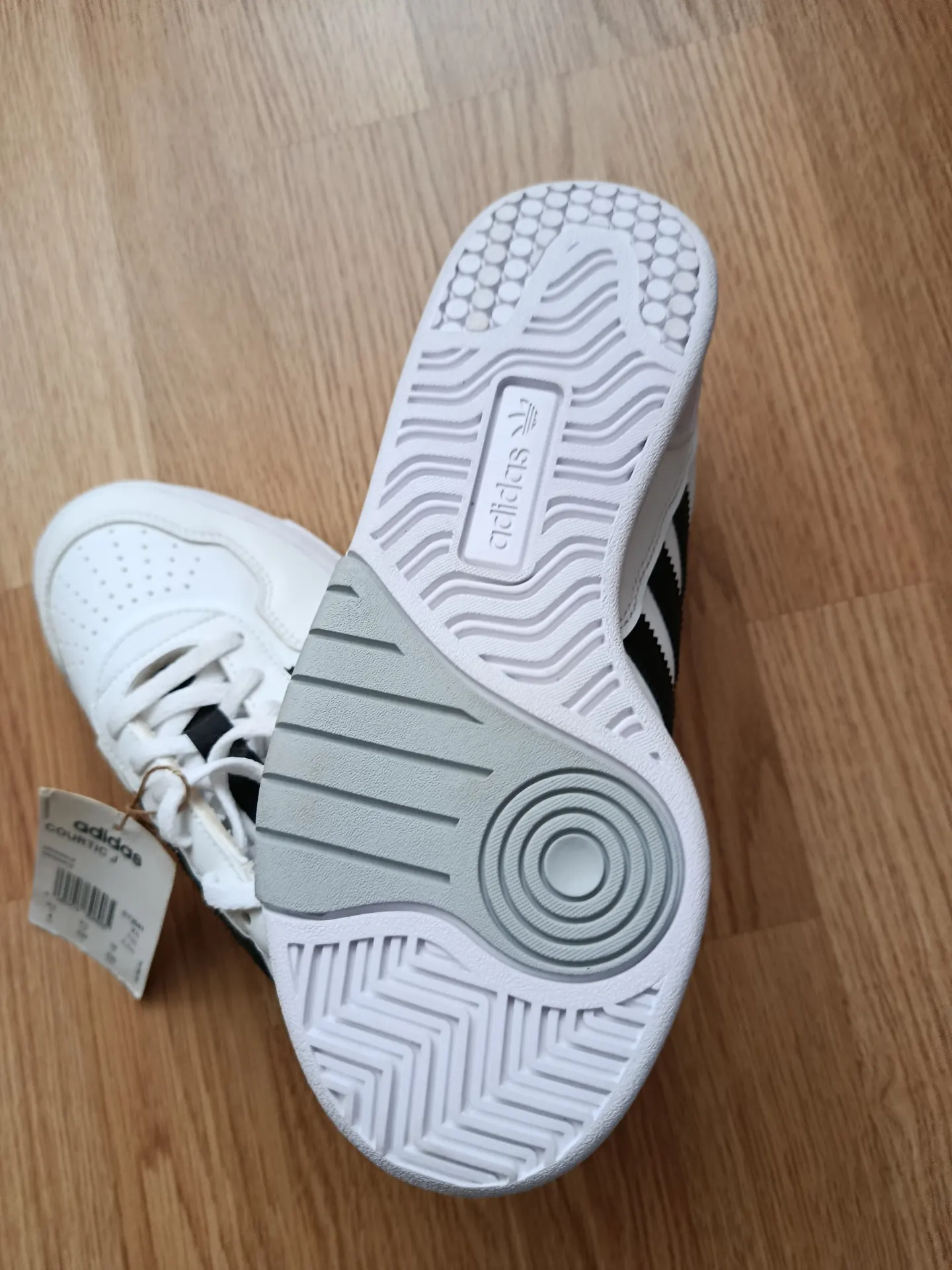 Adidas kedai 4