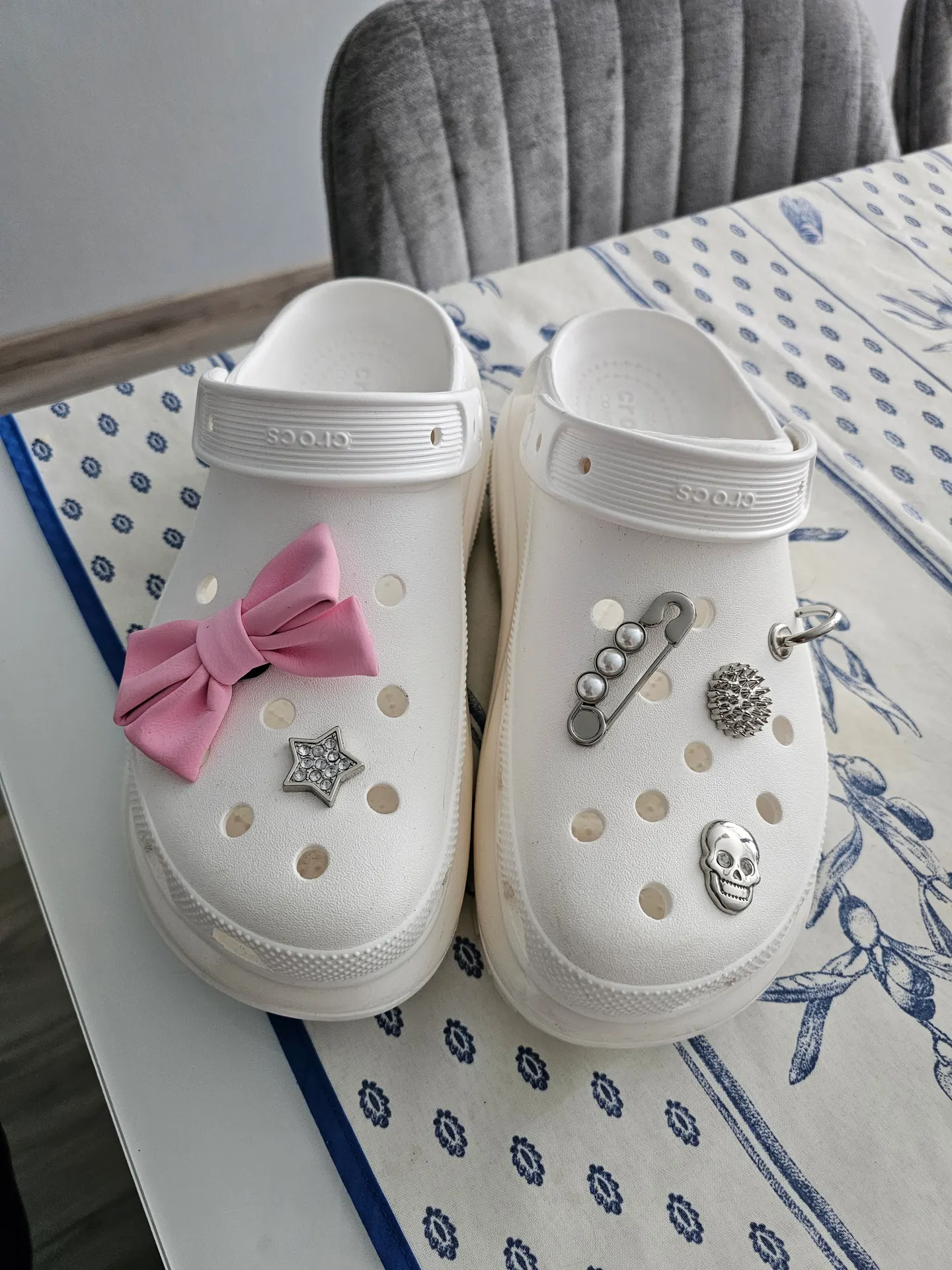 Crocs classic mega crush clog 2