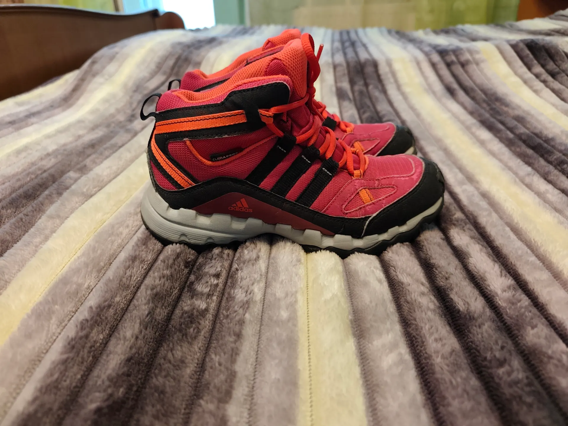 Adidas neperšlampami kedai 36 dydis (22.5 cm vidpadis) 2
