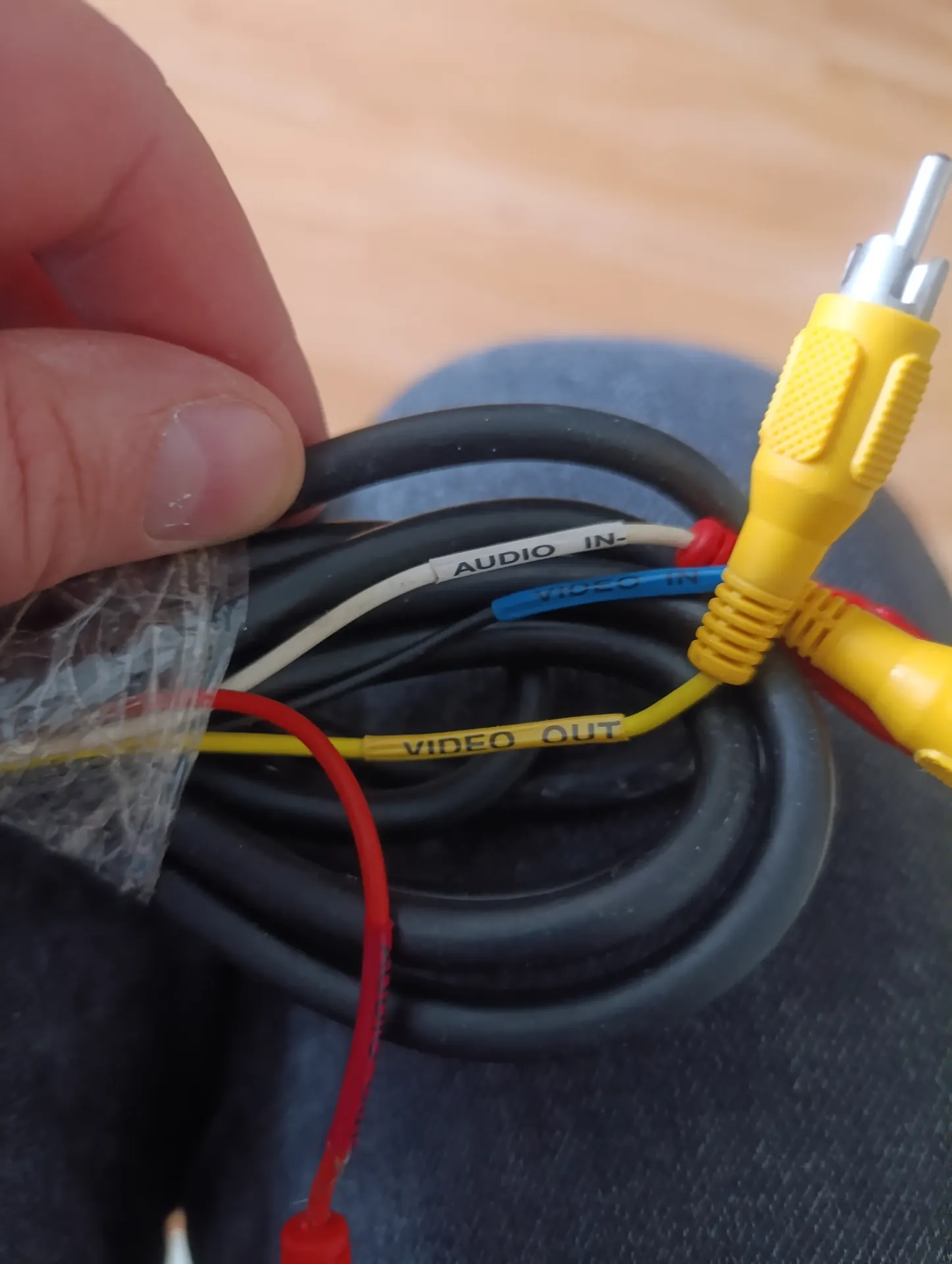 Scart laidas su tulpem 4
