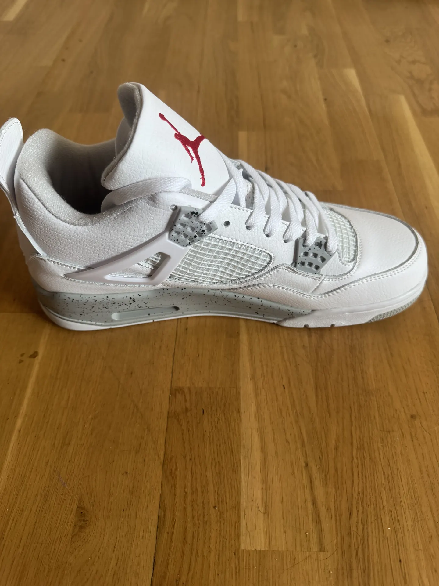Jordan 4 Oreo 5