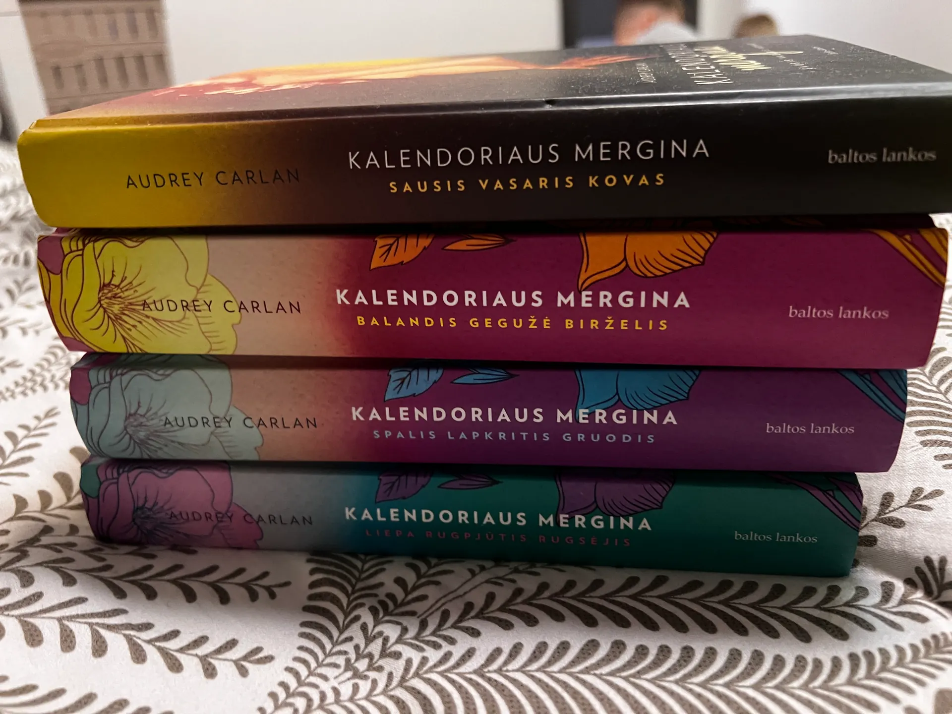 4 dalys "Kalendoriaus mergina" 2