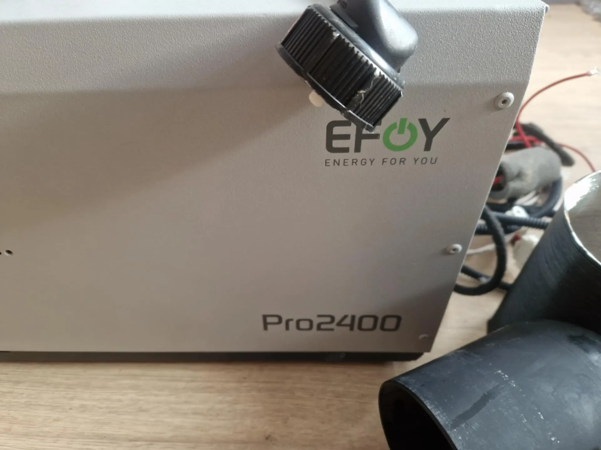 Generatorius EFOY PRO 2400 3