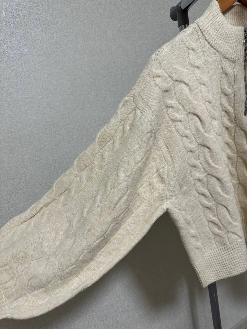 Vero Moda naujas kreminės spalvos megztinis su užtrauktuku dydis L 5