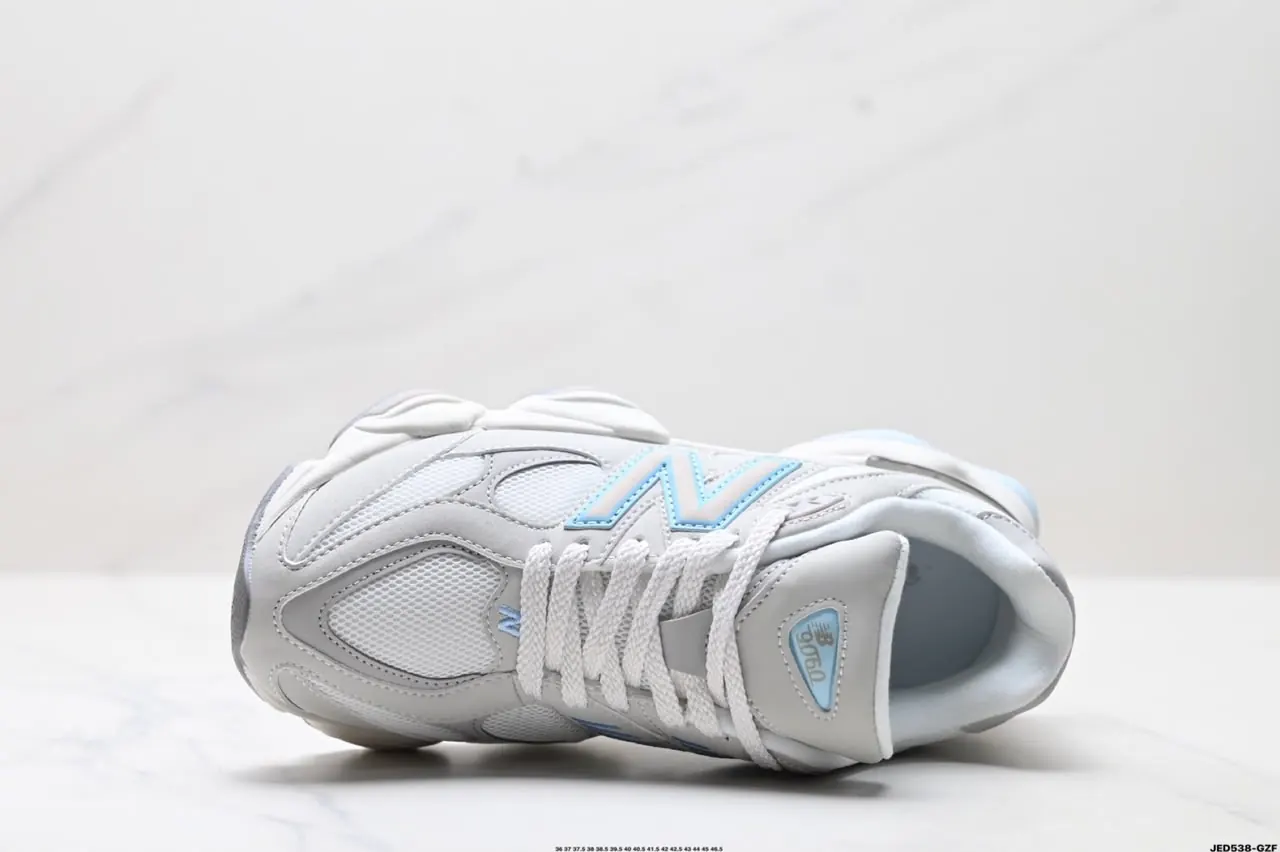 New Balance 2