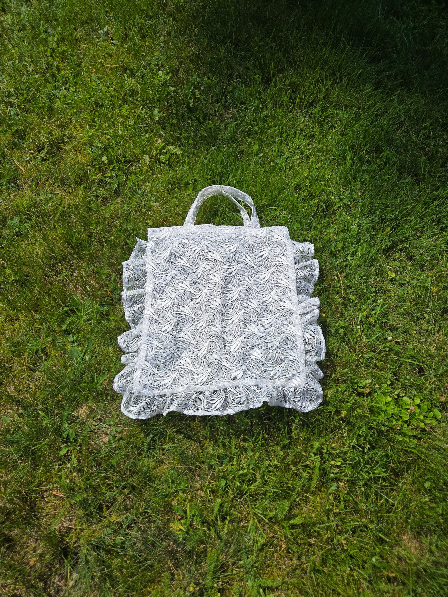 Baltas shopper 3