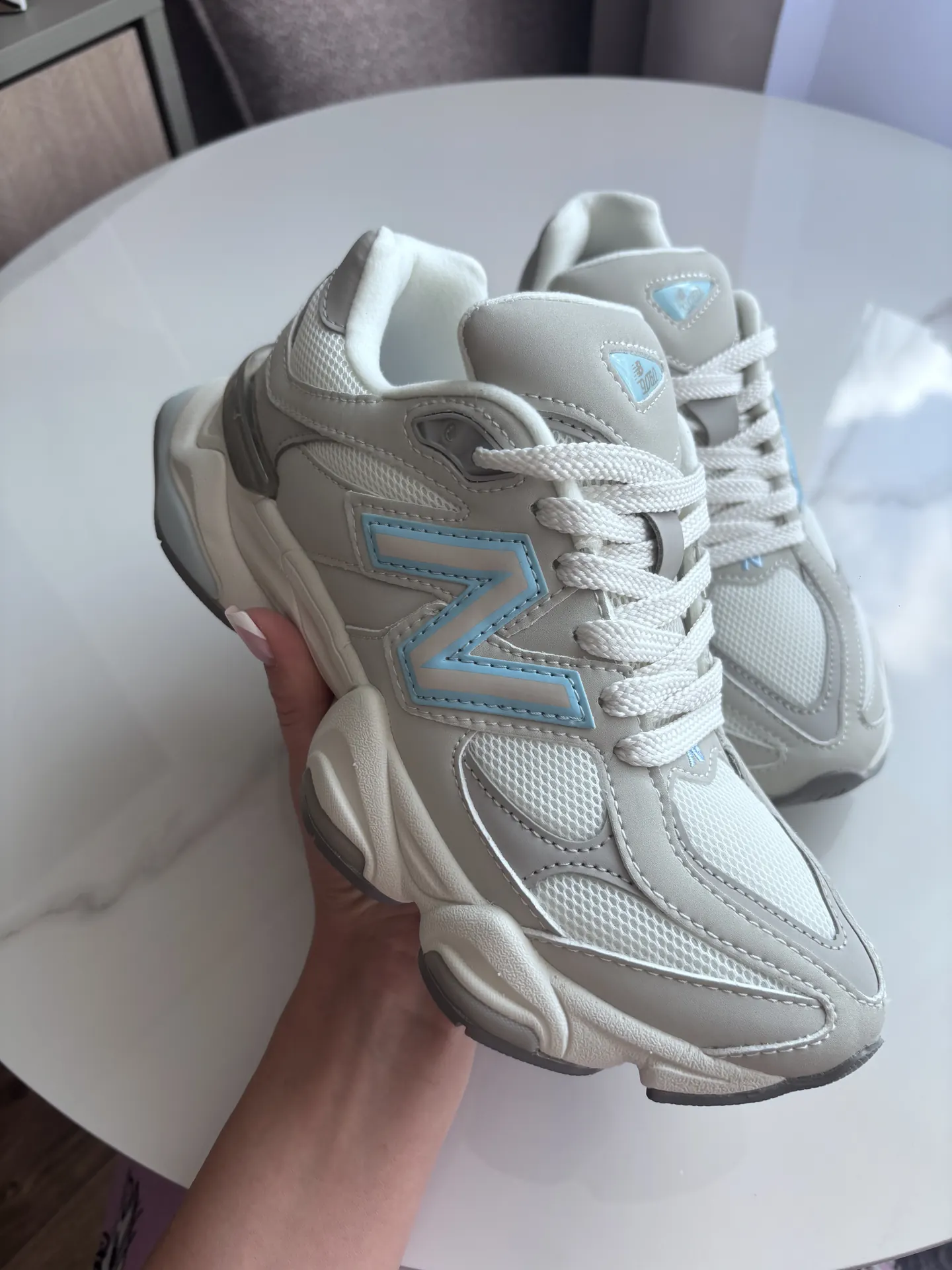 New Balance 4